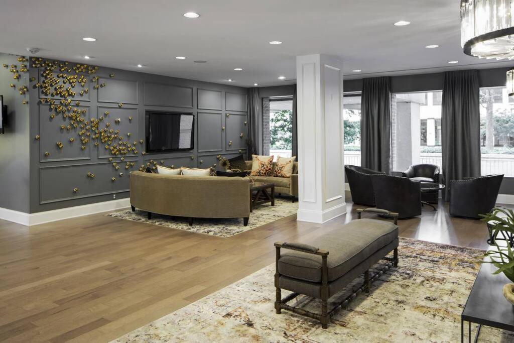 Modern Apartment At Crystal City アーリントン エクステリア 写真